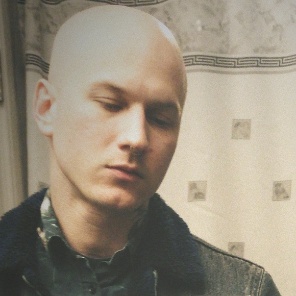 Meet your Posher, Timothy - Picture 1 of 1